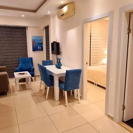 Sun Homes: A Travellers Paradise Apartament